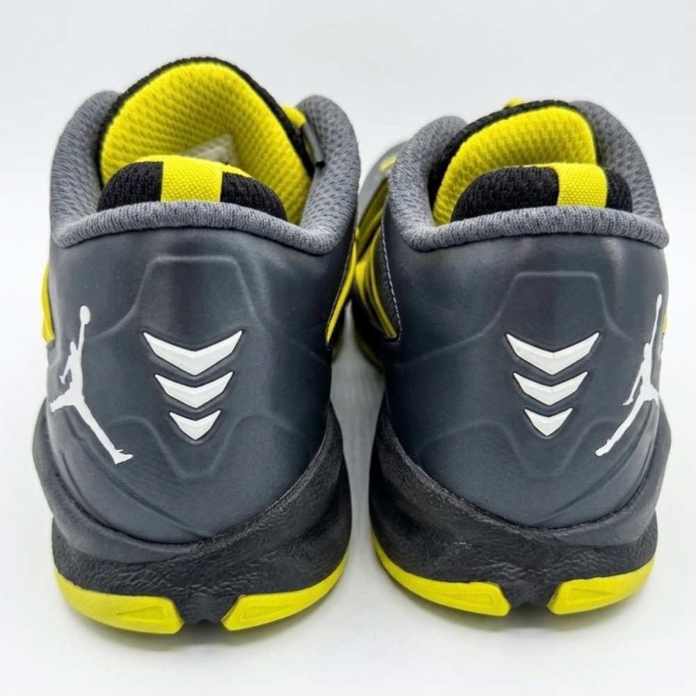 AIR JORDAN CP3.VII Men’s Size 7.5 Gray Volt Black Basketball Shoes FlightPlate - Picture 4 of 8